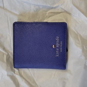 FLASH SALE Kate Spade NY compact wallet